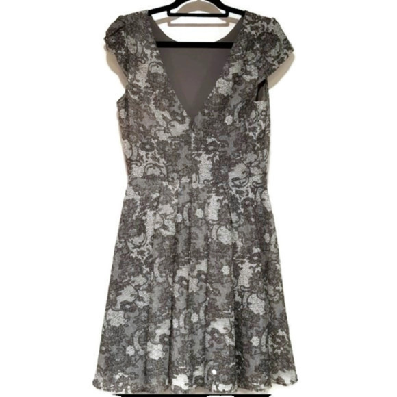 BETSEY JOHNSON FIT AND FLAIR DRESS - Picture 2 of 7